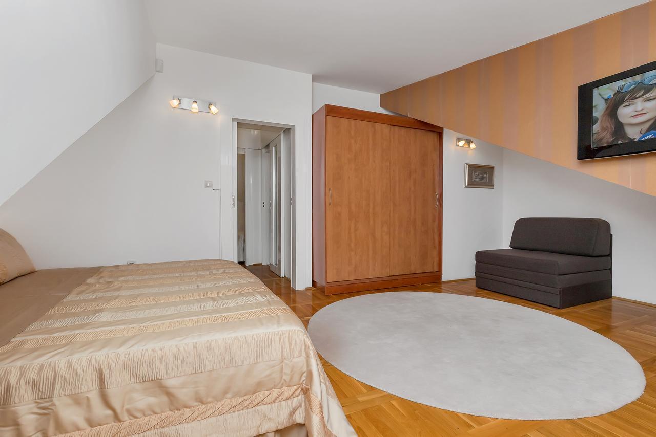 Apartment Manhattan มาคาร์สกา ภายนอก รูปภาพ